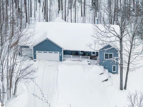 Tiny photo for 1491 Maxwell Road, Petoskey, MI 49770 (MLS # 1942116)