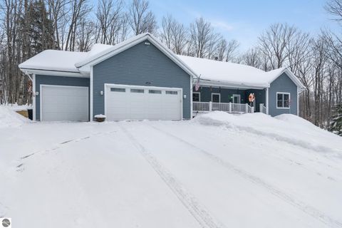Tiny photo for 1491 Maxwell Road, Petoskey, MI 49770 (MLS # 1942116)