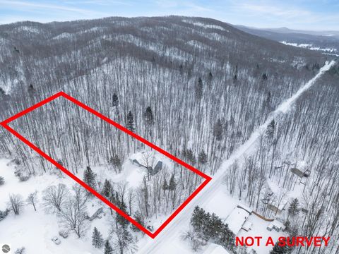 Tiny photo for 1491 Maxwell Road, Petoskey, MI 49770 (MLS # 1942116)