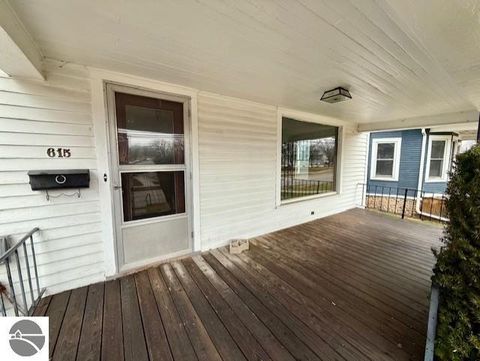 Tiny photo for 615 Wright Avenue, Alma, MI 48801 (MLS # 1942880)