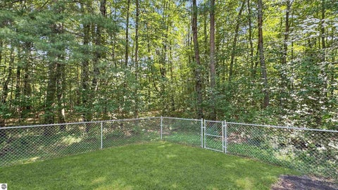 Tiny photo for 402 Indiana Avenue, Cadillac, MI 49601 (MLS # 1947776)