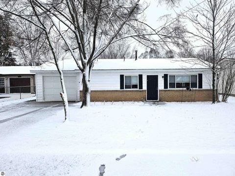 Tiny photo for 1606 Fessenden Avenue, Mt Pleasant, MI 48858 (MLS # 1942952)