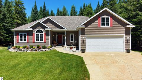 Photo of 8540 Beland Blvd, Bellaire, MI 49515 (MLS # 1947389)
