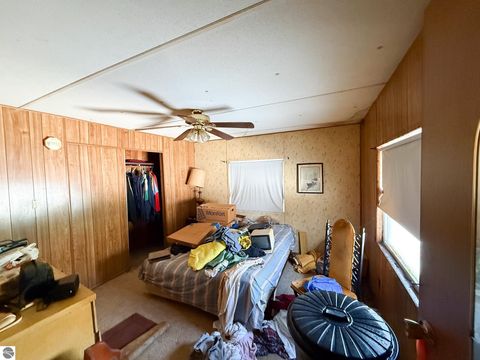 Tiny photo for 3108 S Loxley Road, Houghton Lake, MI 48629 (MLS # 1943118)