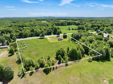 Tiny photo for 4848 Benzie Highway, Benzonia, MI 49616 (MLS # 1946188)