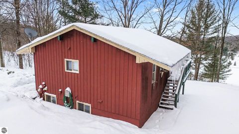 Tiny photo for 6598 Del Mason Road, Bellaire, MI 49615 (MLS # 1943078)