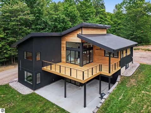 Photo of 5228 Hanna Road, Williamsburg, MI 49690 (MLS # 1949873)