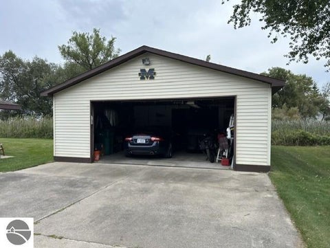 Tiny photo for 2058 Parkside ST, East Tawas, MI 48730 (MLS # 1950742)