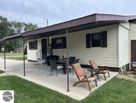 Tiny photo for 2058 Parkside ST, East Tawas, MI 48730 (MLS # 1950742)