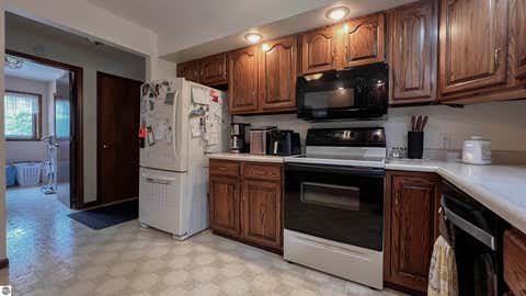 Tiny photo for 10170 W Cadillac Road, Cadillac, MI 49601 (MLS # 1948468)