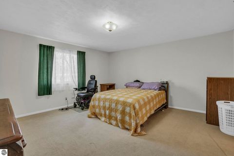 Tiny photo for 302 Allen Street, Cadillac, MI 49601 (MLS # 1944305)