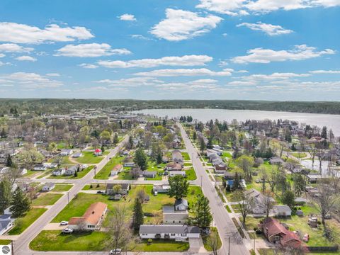 Tiny photo for 302 Allen Street, Cadillac, MI 49601 (MLS # 1944305)