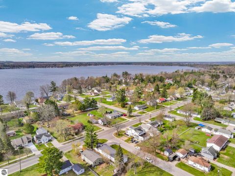 Tiny photo for 302 Allen Street, Cadillac, MI 49601 (MLS # 1944305)