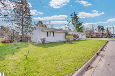 Tiny photo for 302 Allen Street, Cadillac, MI 49601 (MLS # 1944305)