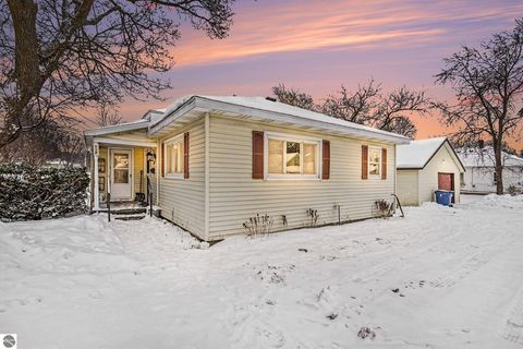 Tiny photo for 130 Ayer Street, Cadillac, MI 49601 (MLS # 1942053)