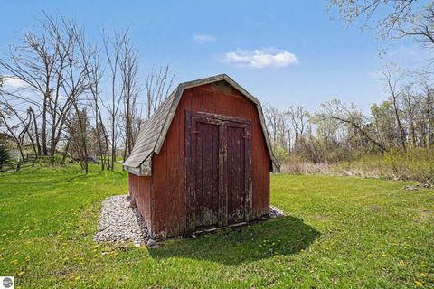 Tiny photo for 3431 Maradee Court, Farwell, MI 48622 (MLS # 1944938)