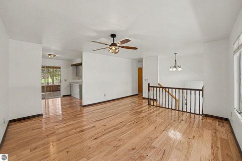 Tiny photo for 3431 Maradee Court, Farwell, MI 48622 (MLS # 1944938)