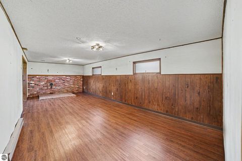 Tiny photo for 3431 Maradee Court, Farwell, MI 48622 (MLS # 1944938)