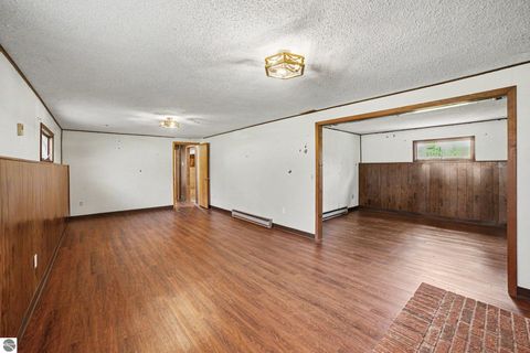 Tiny photo for 3431 Maradee Court, Farwell, MI 48622 (MLS # 1944938)