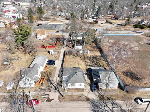 Tiny photo for 139 Mosser Street, Cadillac, MI 49601 (MLS # 1942899)