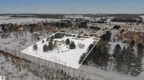 Tiny photo for 7900 Church Road, St Johns, MI 48879 (MLS # 1941930)