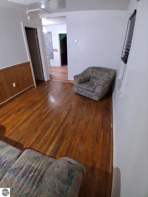 Tiny photo for 4712 Jefferson Avenue, Midland, MI 48640 (MLS # 1943471)