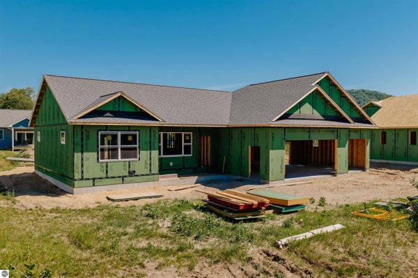 11515 S SUNSET DR, EMPIRE, MI 49630 - Image 7463efb4fa54a47cbbbbc1f0a86abb7a/1863646853