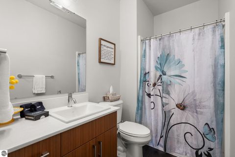 Tiny photo for 630306 S Garfield Avenue #306, Traverse City, MI 49686 (MLS # 1945084)