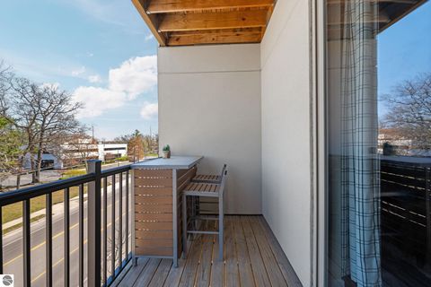 Tiny photo for 630306 S Garfield Avenue #306, Traverse City, MI 49686 (MLS # 1945084)