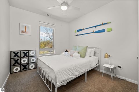 Tiny photo for 630306 S Garfield Avenue #306, Traverse City, MI 49686 (MLS # 1945084)