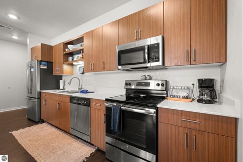 Tiny photo for 630306 S Garfield Avenue #306, Traverse City, MI 49686 (MLS # 1945084)