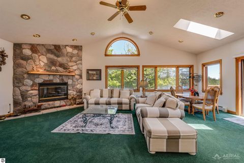 Tiny photo for 4950 Berry Road, West Branch, MI 48661 (MLS # 1945998)