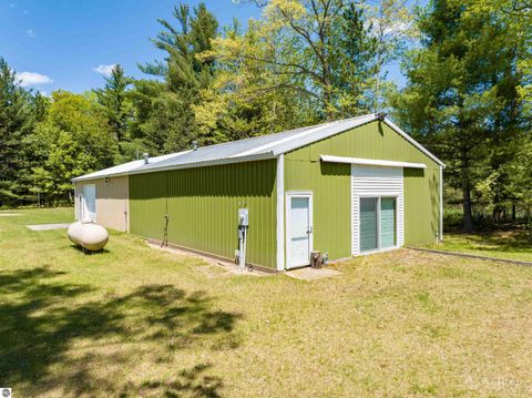 Tiny photo for 4950 Berry Road, West Branch, MI 48661 (MLS # 1945998)