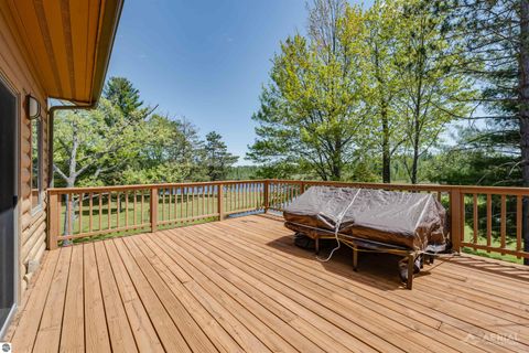Tiny photo for 4950 Berry Road, West Branch, MI 48661 (MLS # 1945998)