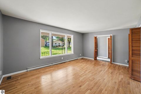 Tiny photo for 2071 E Ludington Avenue, Clare, MI 48617 (MLS # 1945878)