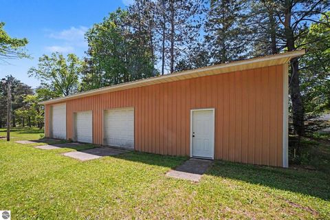 Tiny photo for 2071 E Ludington Avenue, Clare, MI 48617 (MLS # 1945878)