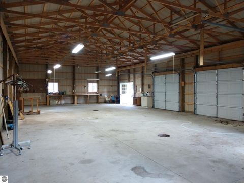Tiny photo for 2071 E Ludington Avenue, Clare, MI 48617 (MLS # 1945878)