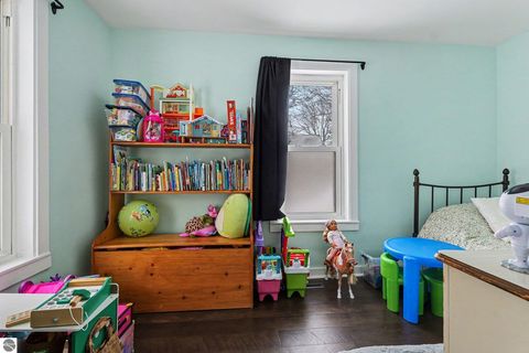 Tiny photo for 200 Nebobish Avenue, Essexville, MI 48732 (MLS # 1941829)