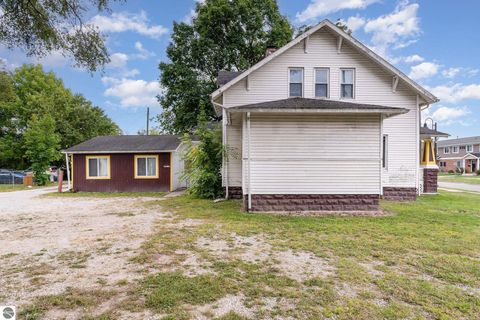 Tiny photo for 805 S Douglas Drive, Mt Pleasant, MI 48858 (MLS # 1942316)