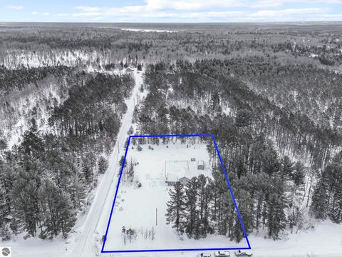 Tiny photo for 1243 N Betsie River Road, N, Interlochen, MI 49643 (MLS # 1941821)