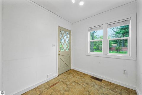 Tiny photo for 522 Cromwell Drive, Traverse City, MI 49686 (MLS # 1945587)