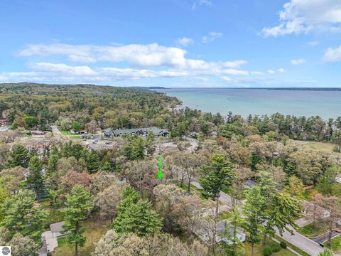 Tiny photo for 522 Cromwell Drive, Traverse City, MI 49686 (MLS # 1945587)