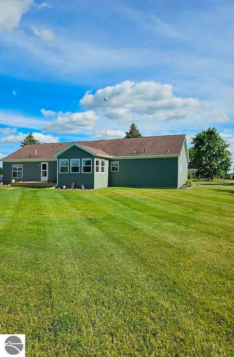 Tiny photo for 5557 E Pleasant Valley Road, Shepherd, MI 48883 (MLS # 1944262)