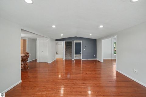 Tiny photo for 121 W Hazel Street, St Louis, MI 48880 (MLS # 1946328)
