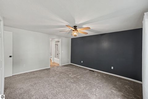Tiny photo for 121 W Hazel Street, St Louis, MI 48880 (MLS # 1946328)