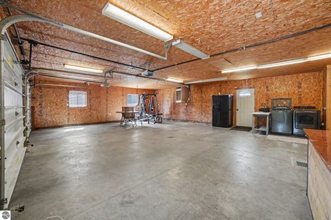Tiny photo for 121 W Hazel Street, St Louis, MI 48880 (MLS # 1946328)