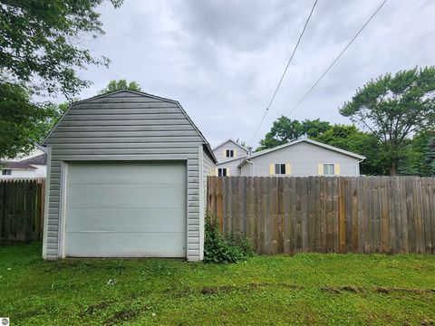 Tiny photo for 121 W Hazel Street, St Louis, MI 48880 (MLS # 1946328)