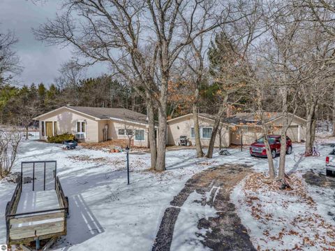 Photo of 1701 N US-23, East Tawas, MI 48730 (MLS # 1943066)