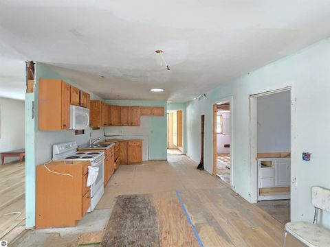 Tiny photo for 3281 Wallaker Road, Benzonia, MI 49616 (MLS # 1941740)