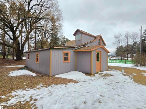 Tiny photo for 3281 Wallaker Road, Benzonia, MI 49616 (MLS # 1941740)